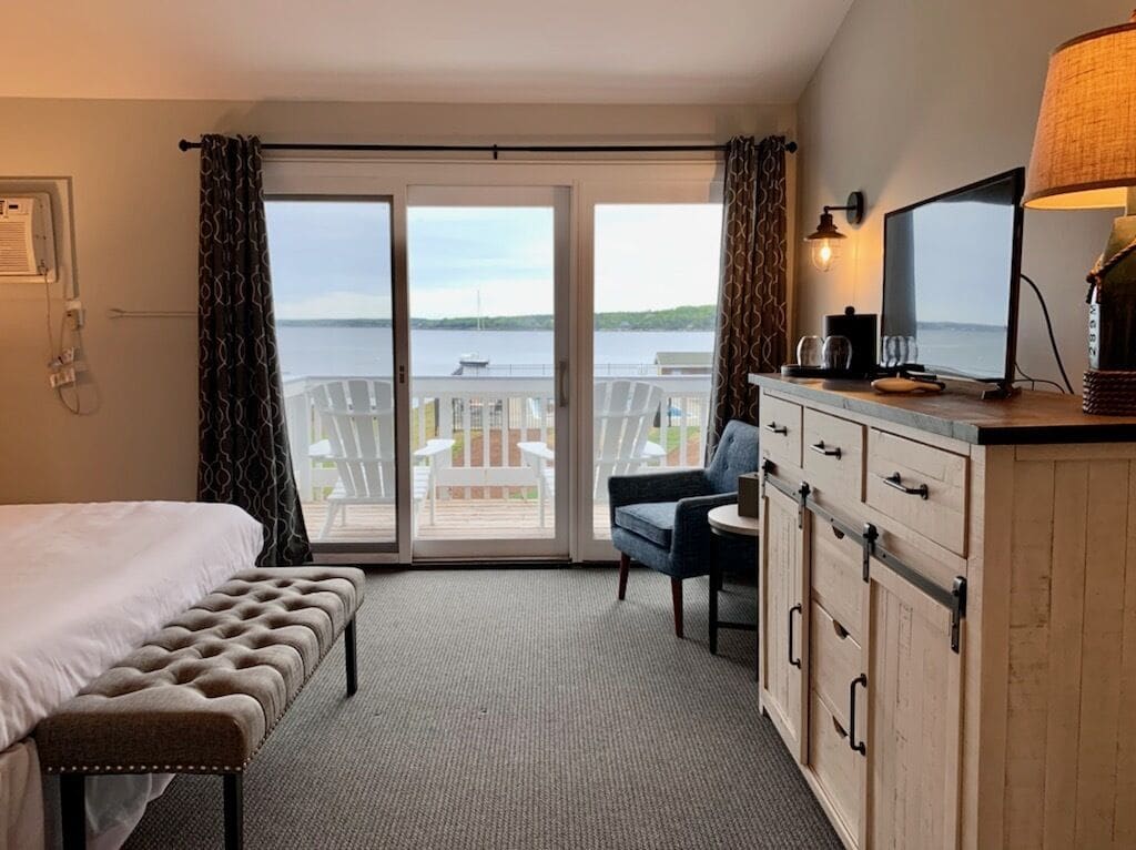 Sunset Beach on Linekin Bay