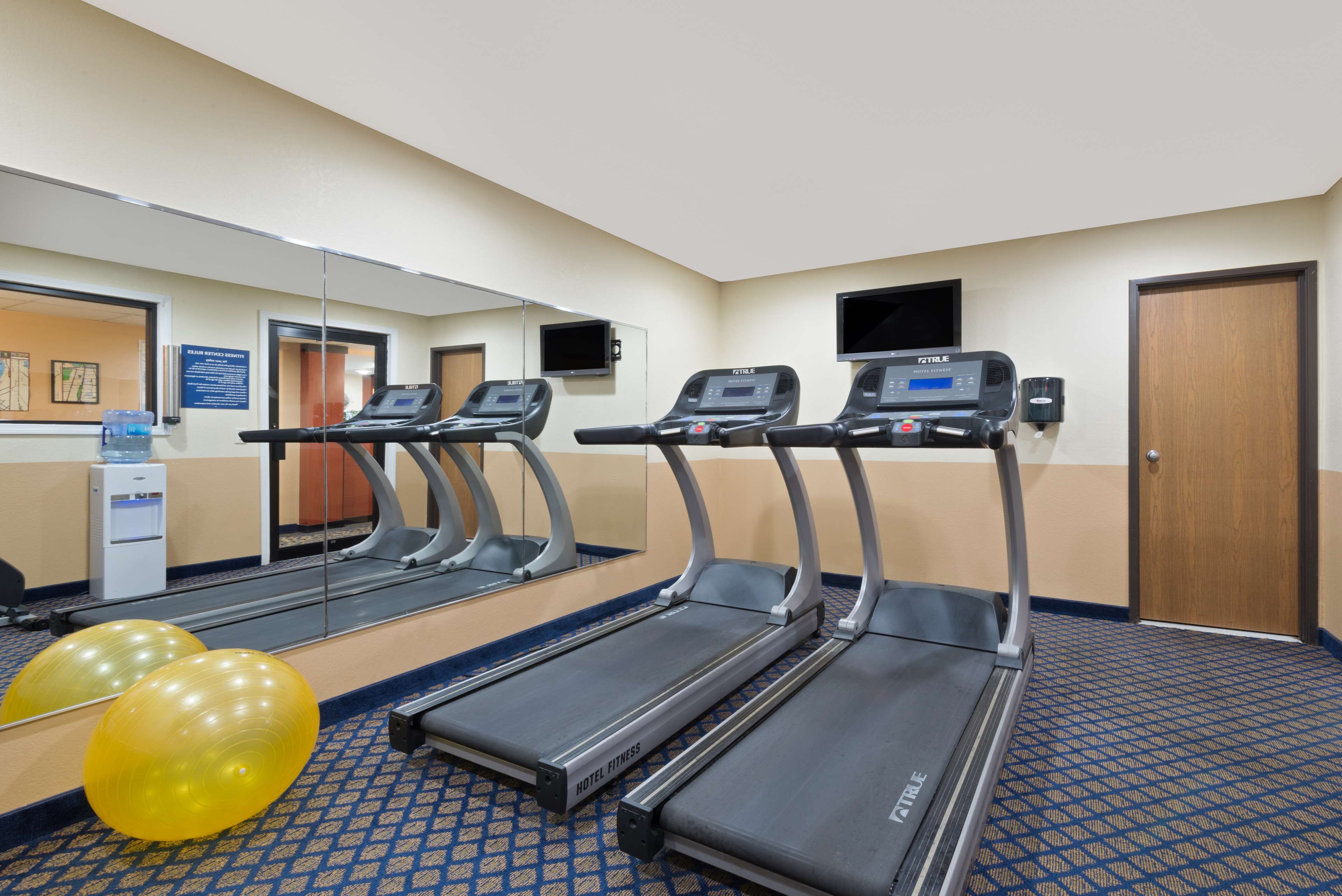 Days Inn by Wyndham Brunswick Bath Area