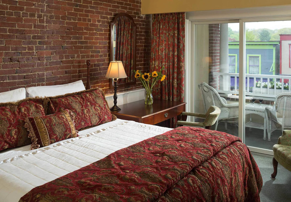 Lord Camden Inn