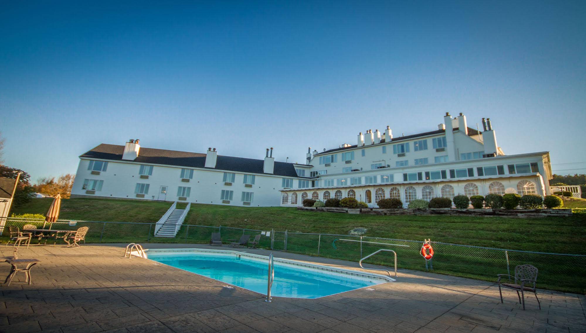 The Lucerne Inn