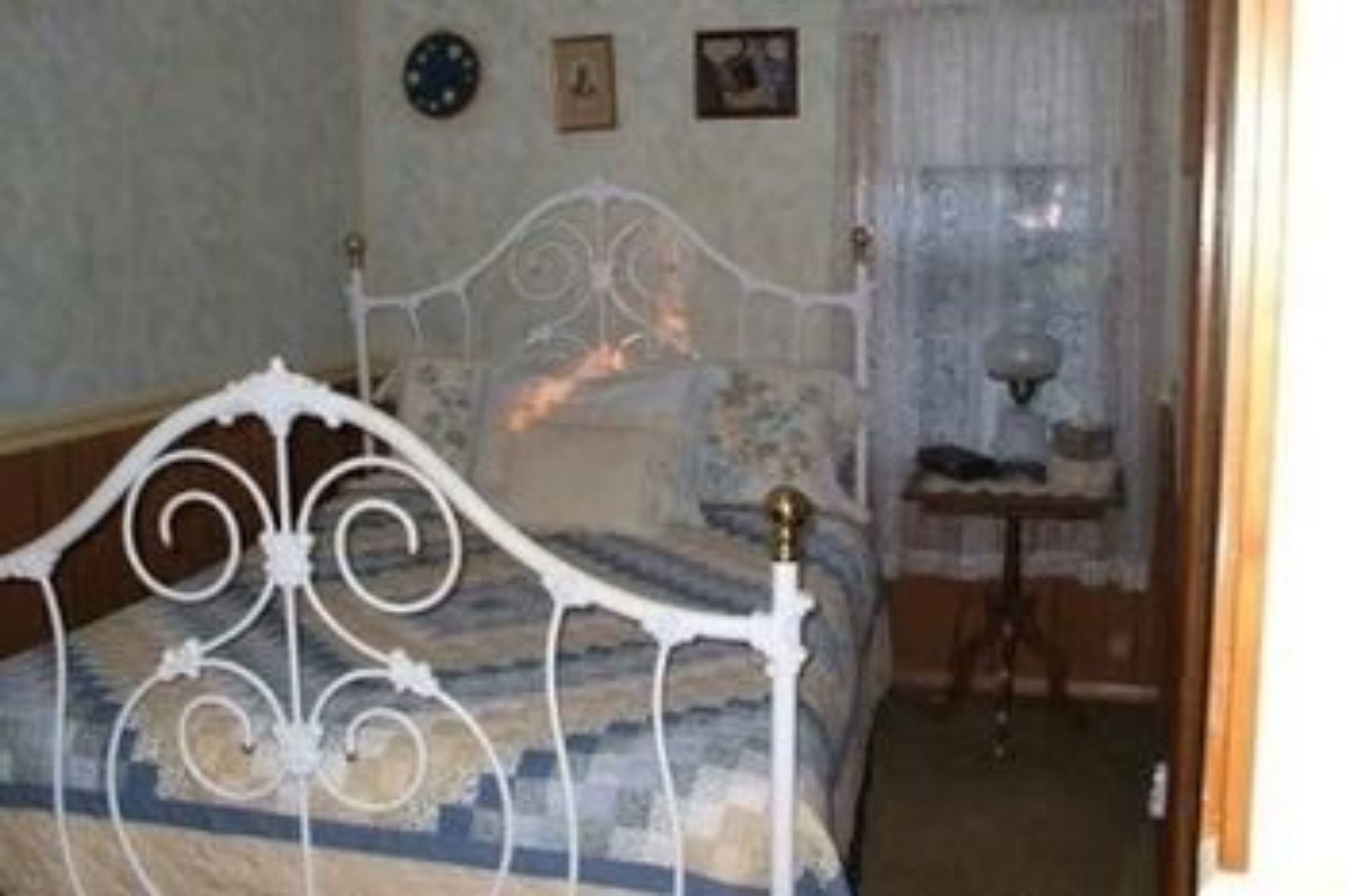 Farmstead Bed & Breakfast