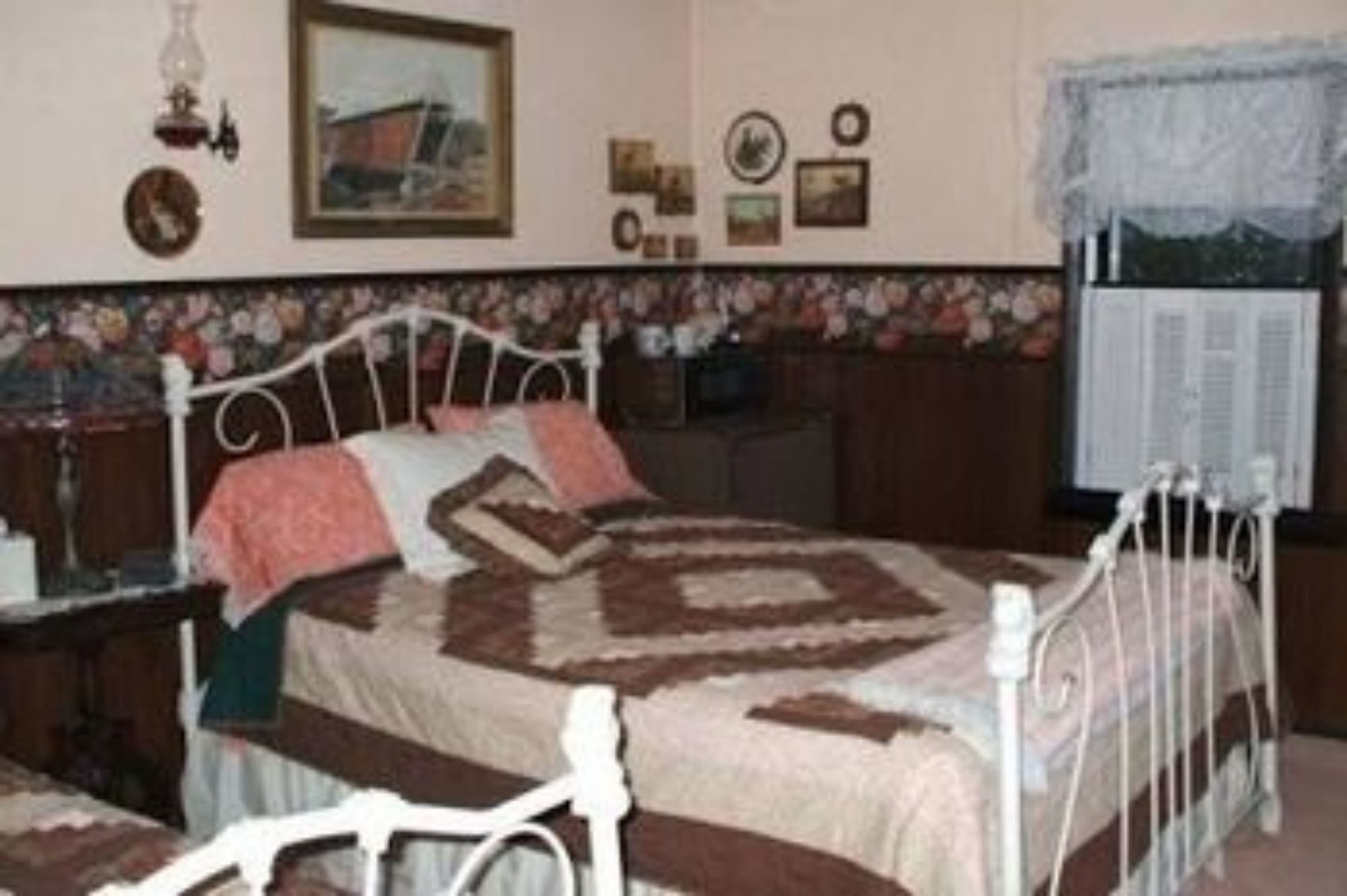 Farmstead Bed & Breakfast