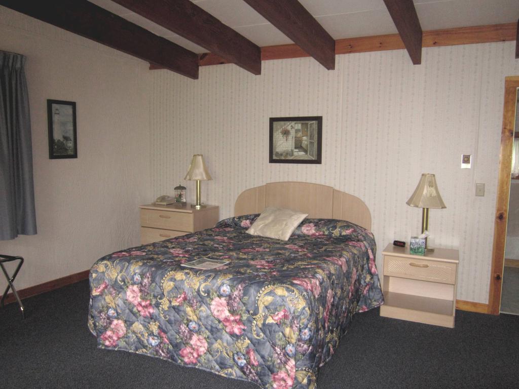 Twilite Motel