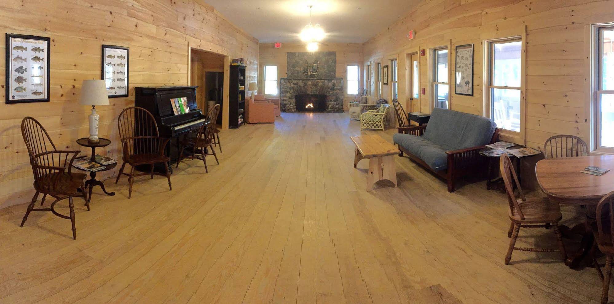 Echo Lake Lodge & Cottages