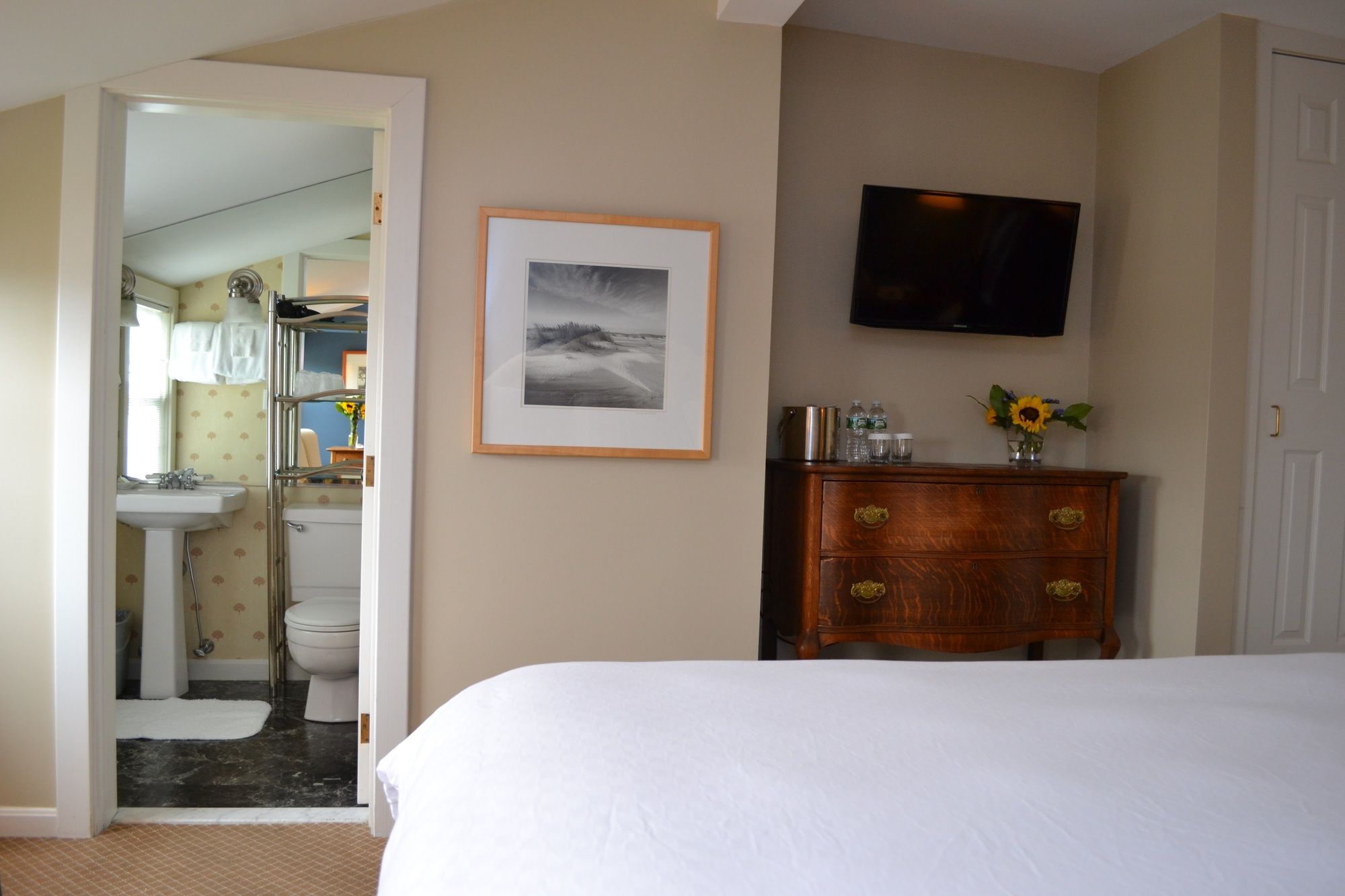 The Beach House Inn