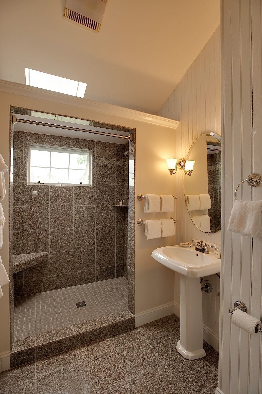 The Beach House Inn