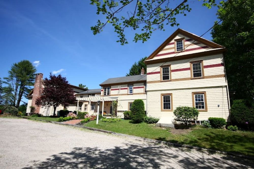 1802 House Bed and Breakfast Inn