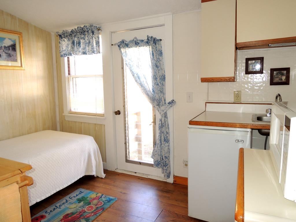 Shorelands Guest Resort