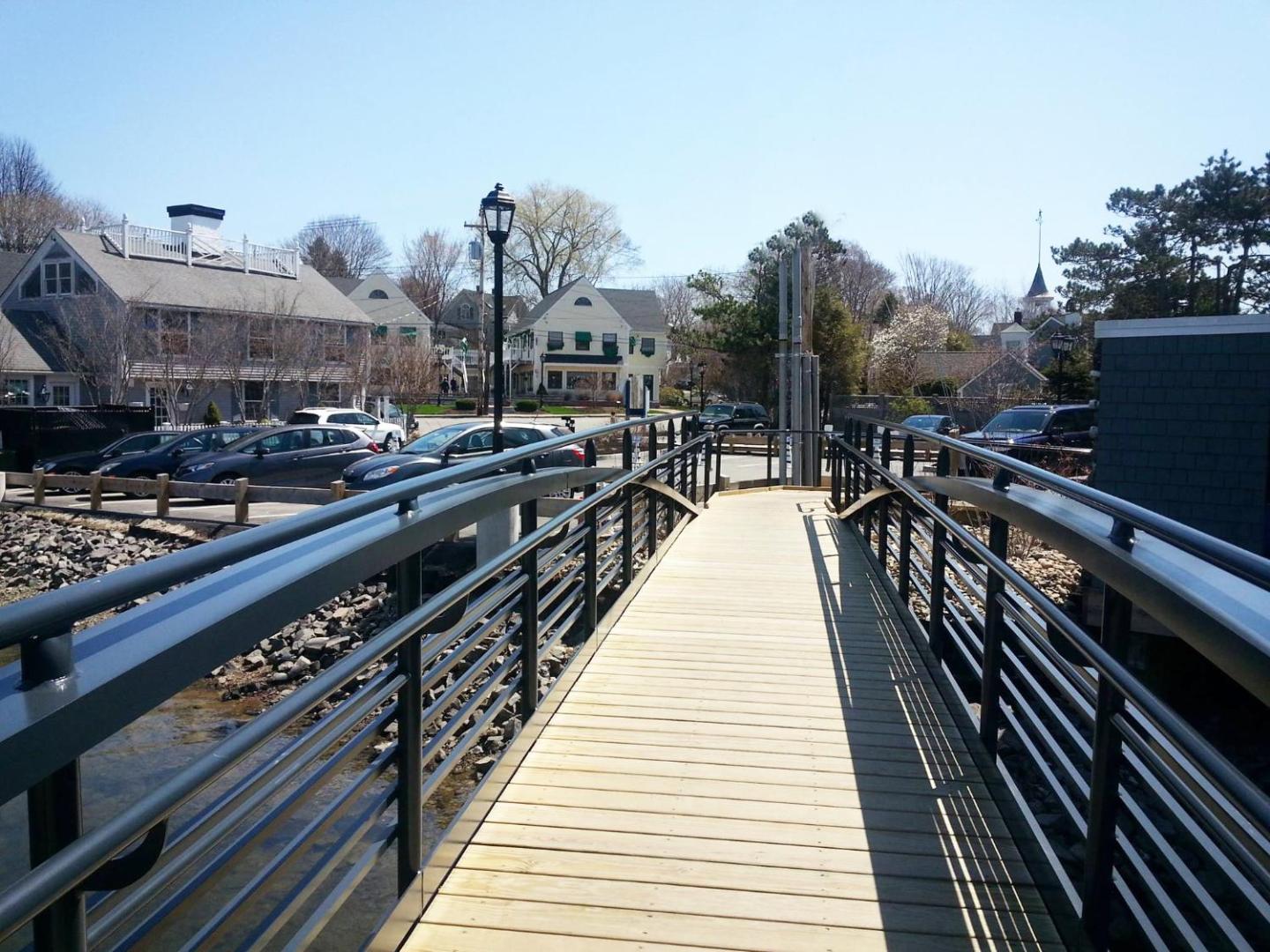 The Boathouse Waterfront Hotel and Restaurant