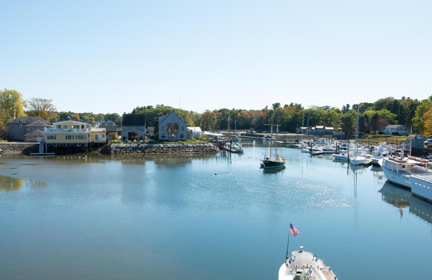 The Boathouse Waterfront Hotel and Restaurant
