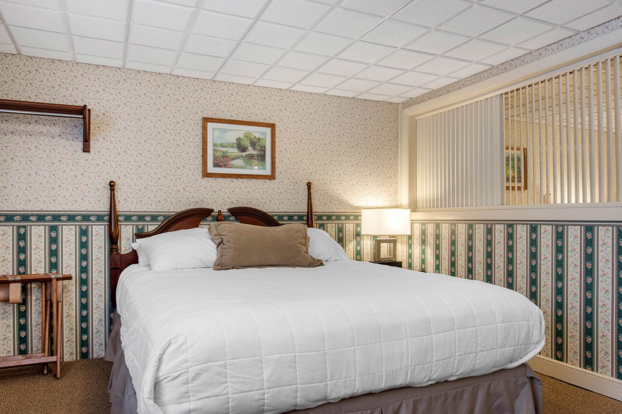 Coachman Inn