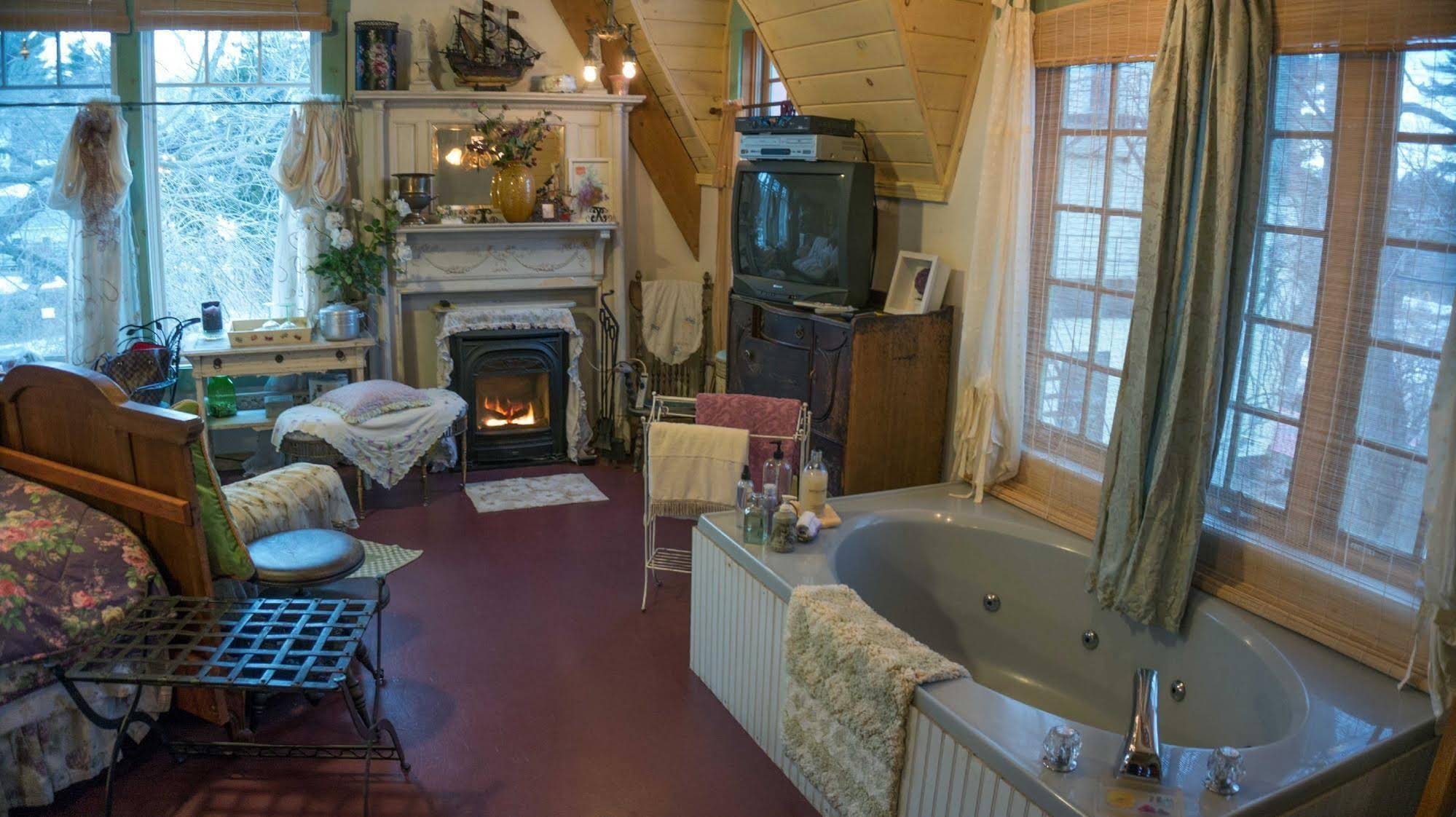Enchanted Nights Bed & Breakfast