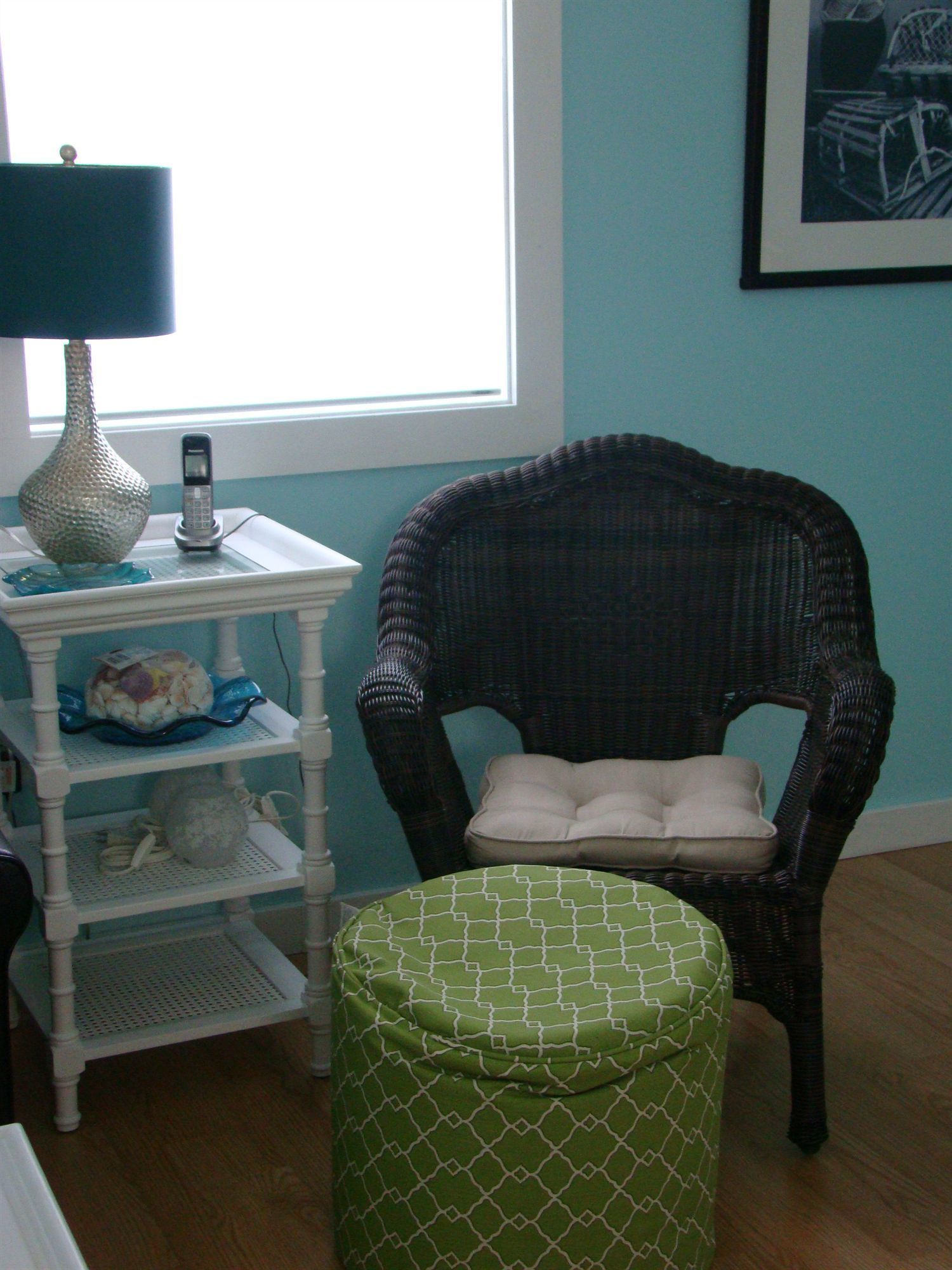 Bay Leaf Cottages & Bistro