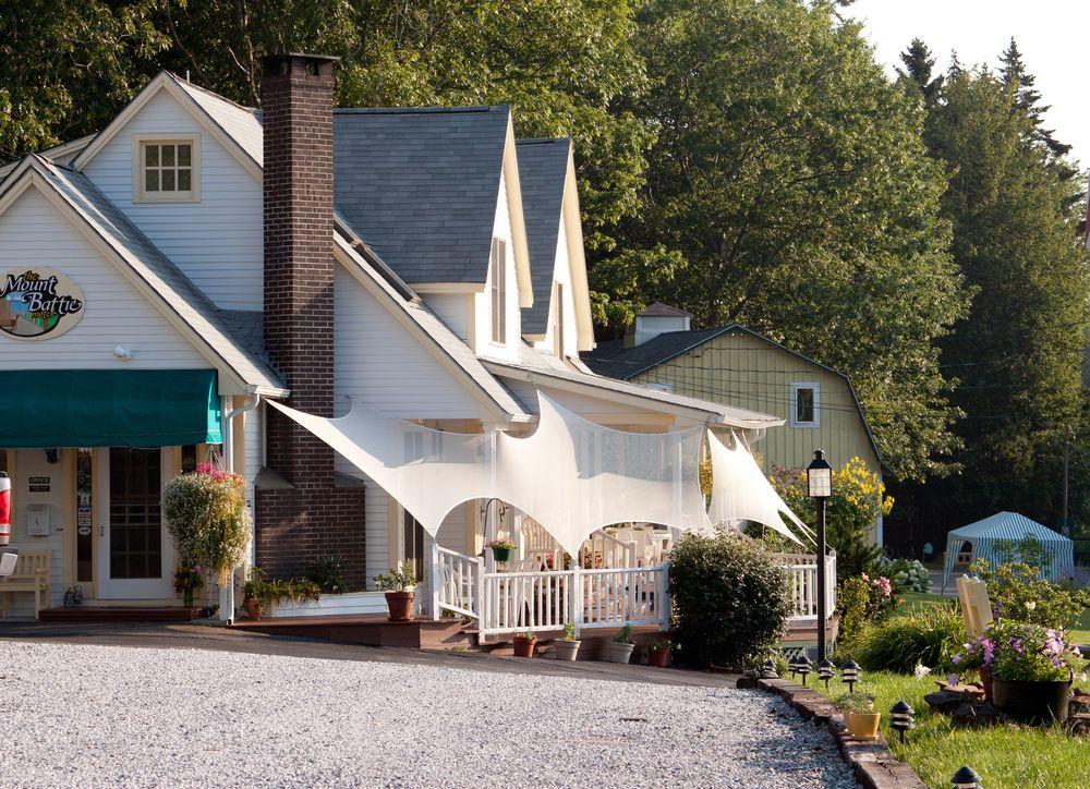 Mount Battie Motel