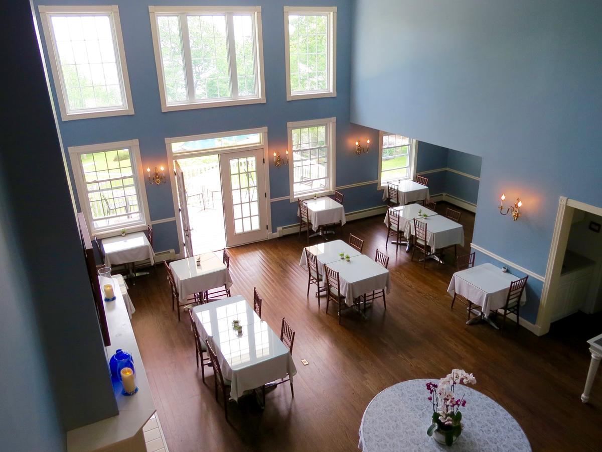 The Inn at Oceans Edge