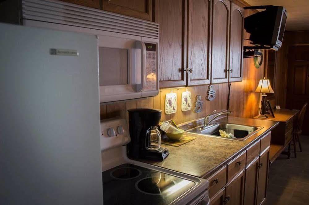 Fairway Overnight & Extended Stay Hotel