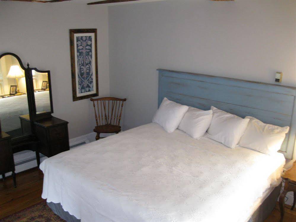 Abalonia Inn