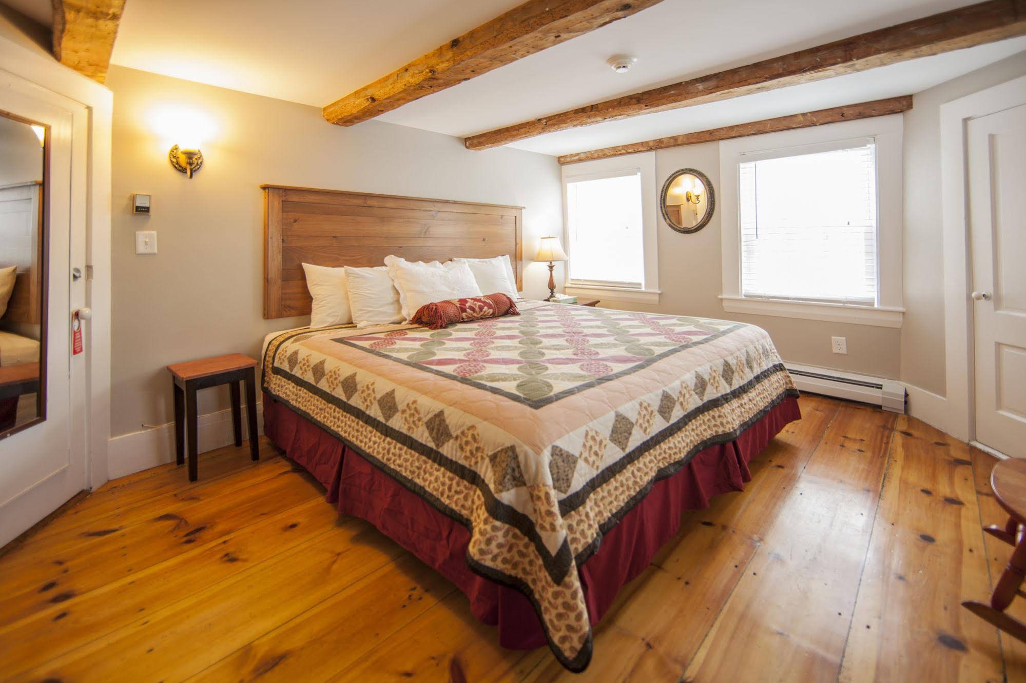Abalonia Inn