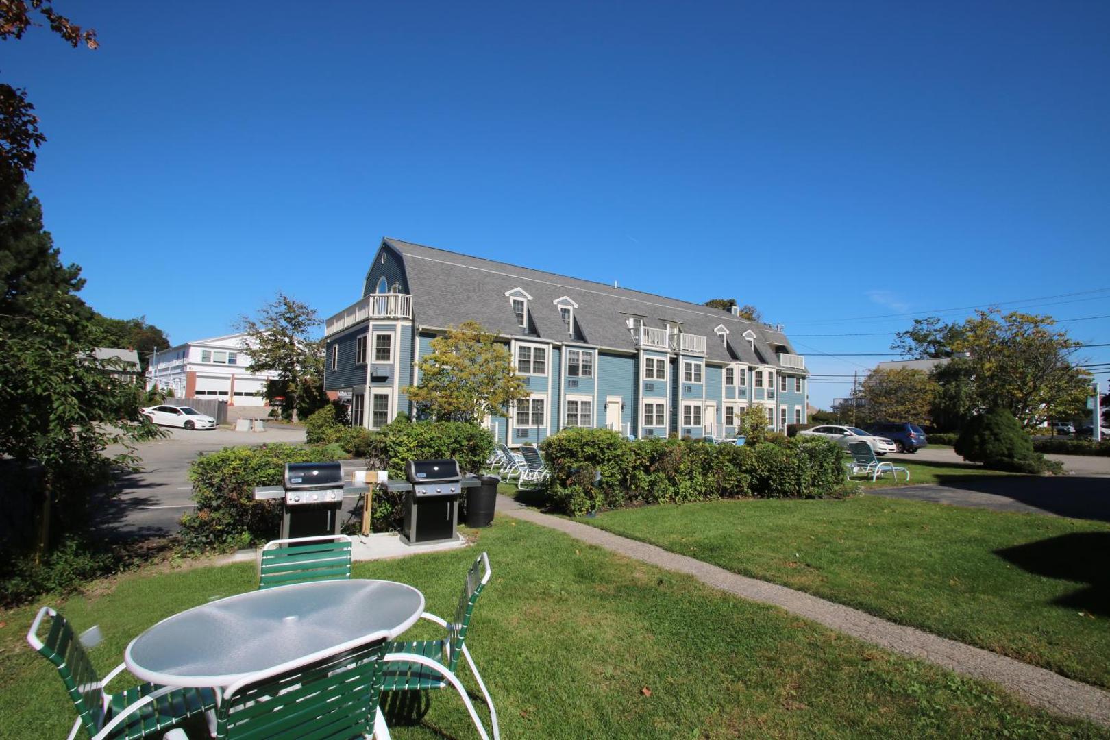 Seacastles Resort Inn and Suites