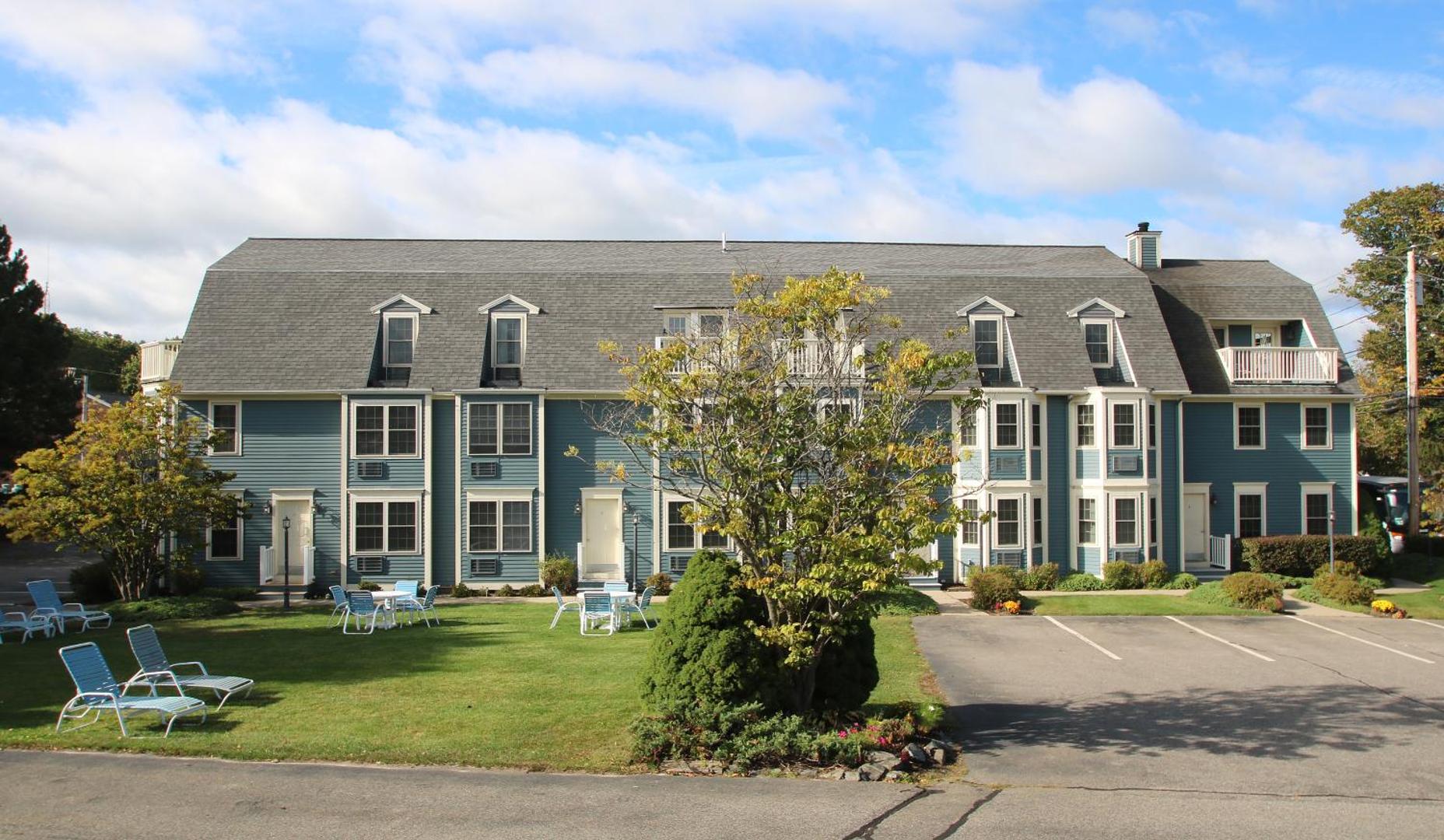 Seacastles Resort Inn and Suites