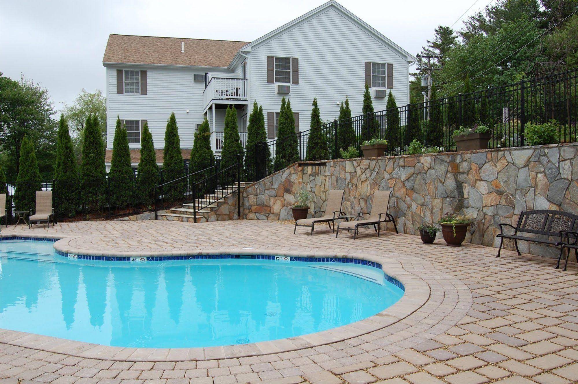 Sea Rose Suites