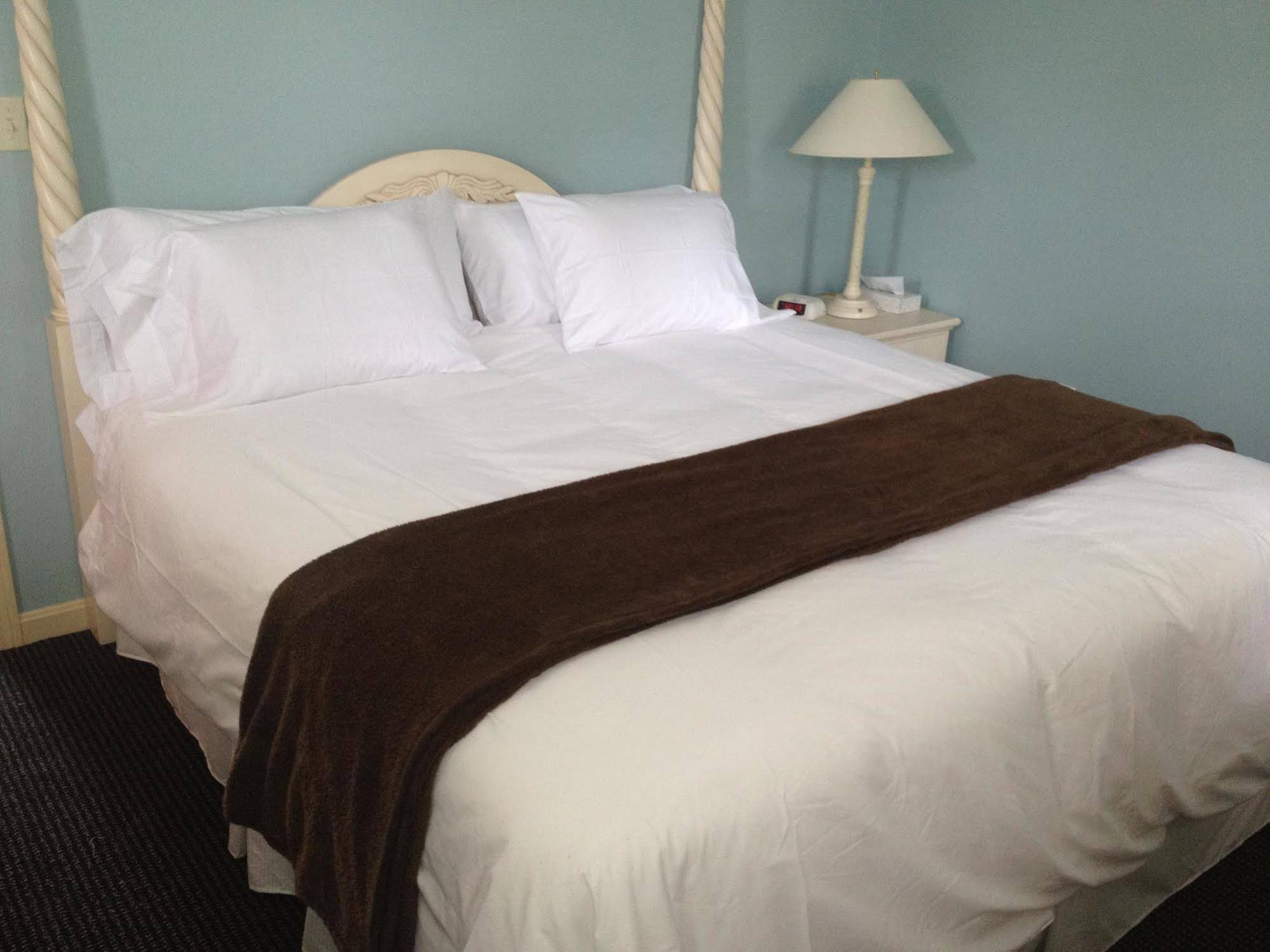 Sea Rose Suites