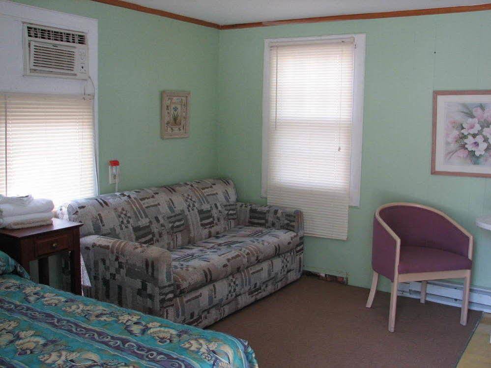 Lighthouse Cabins