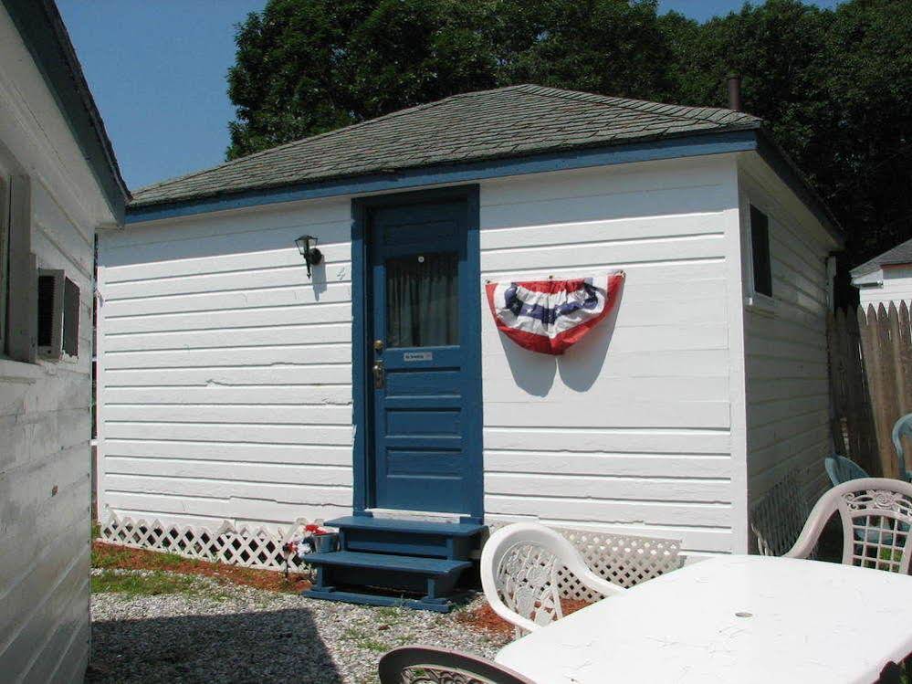 Lighthouse Cabins