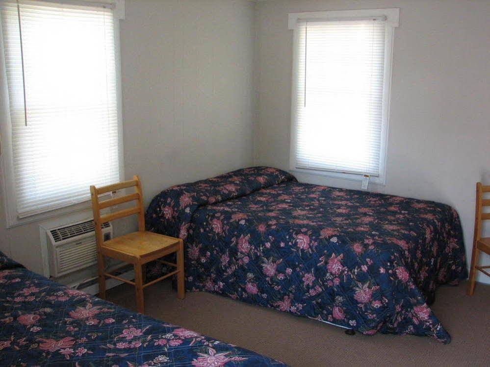 Lighthouse Cabins