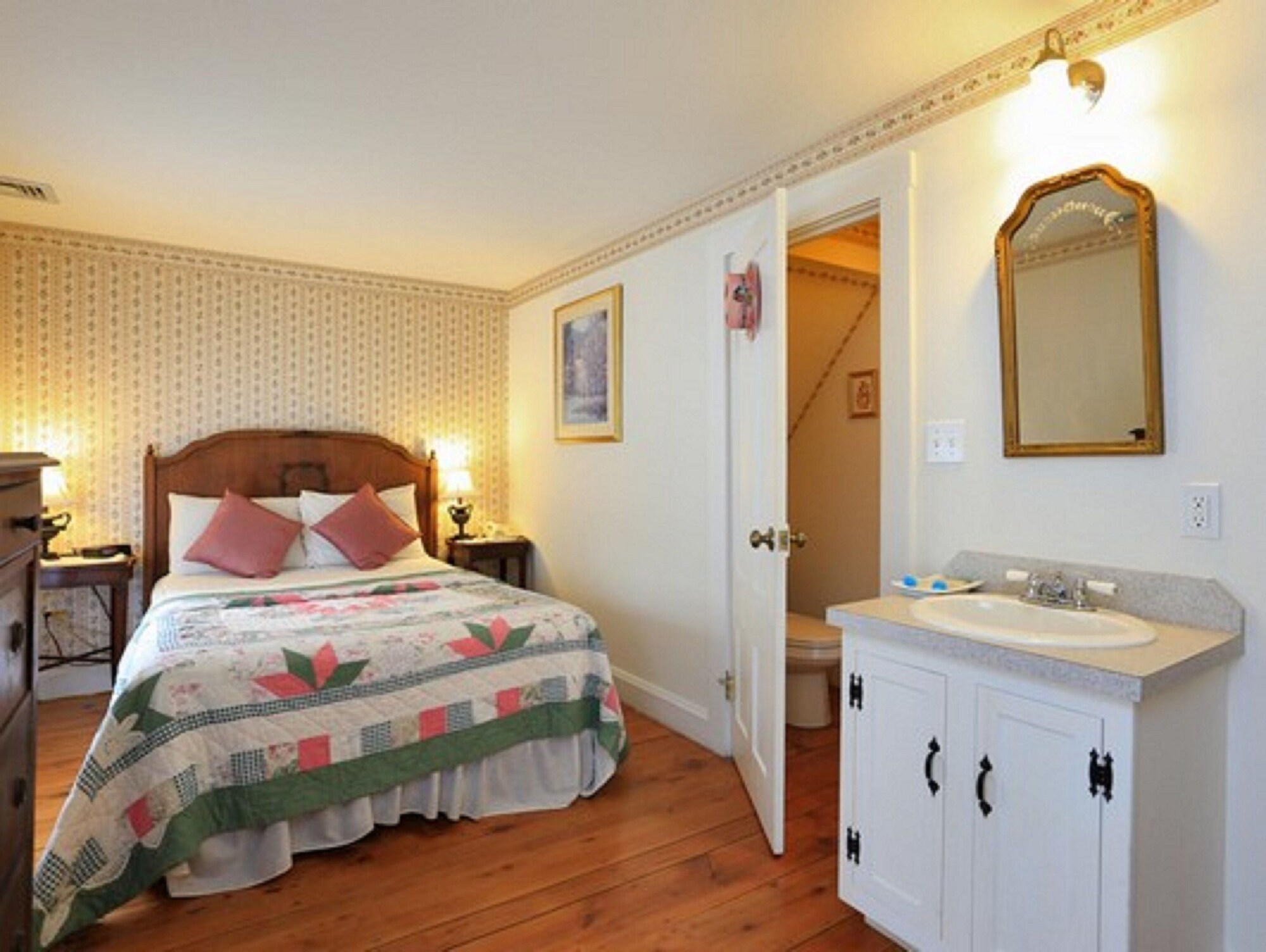 Old Orchard Beach Inn