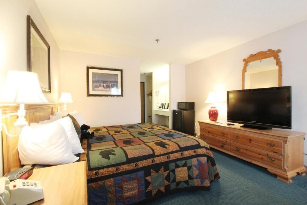 Black Bear Inn & Conference Center