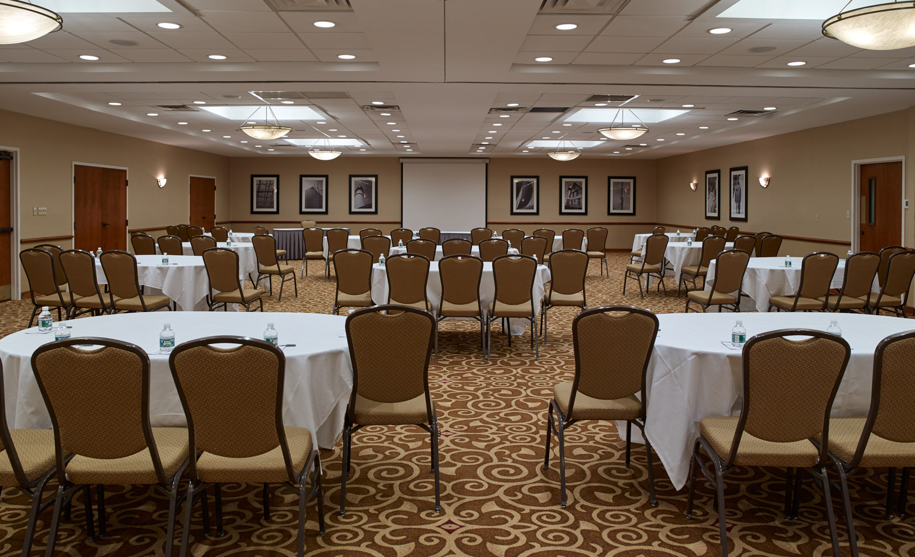 Clarion Hotel Airport