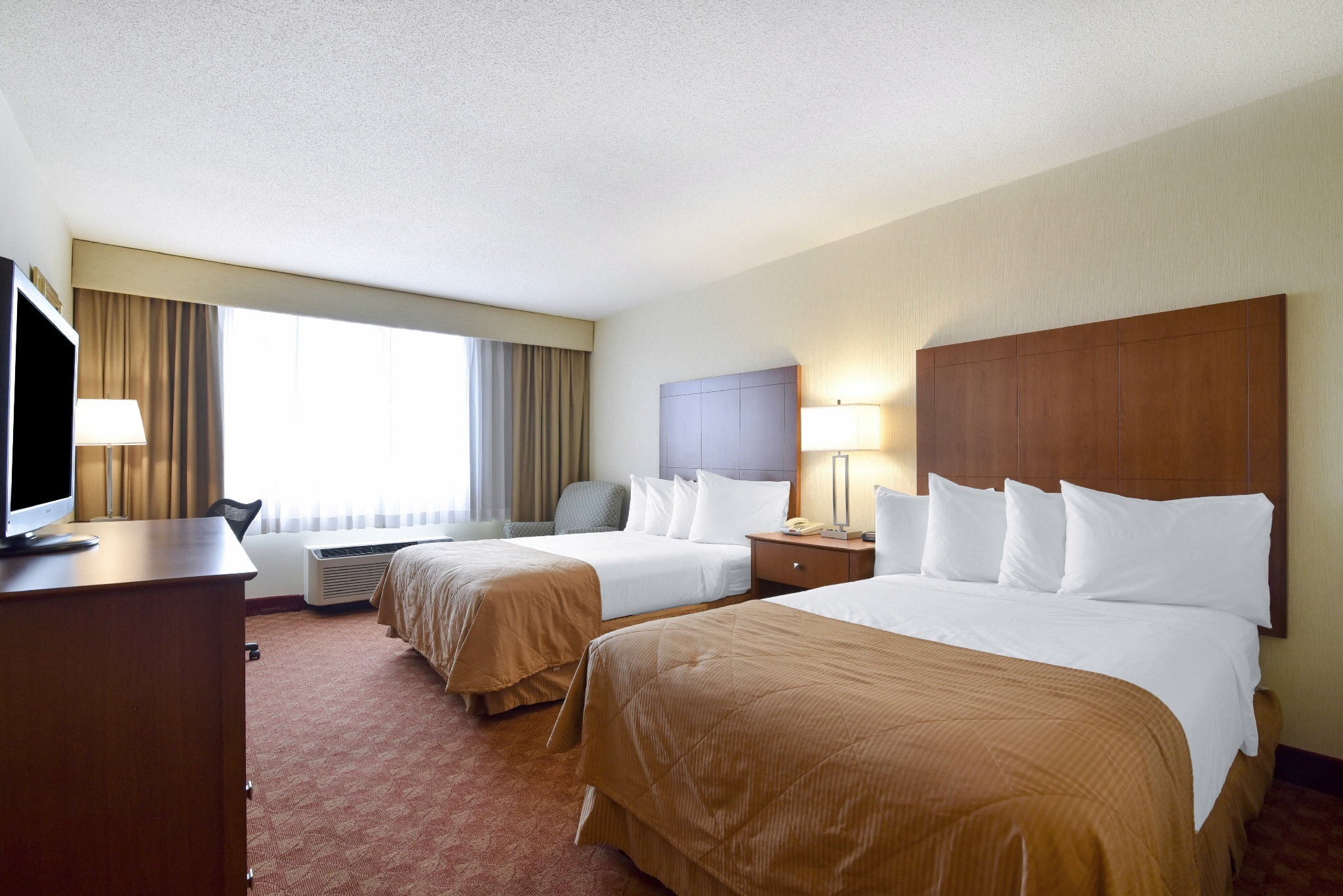 Clarion Hotel Airport