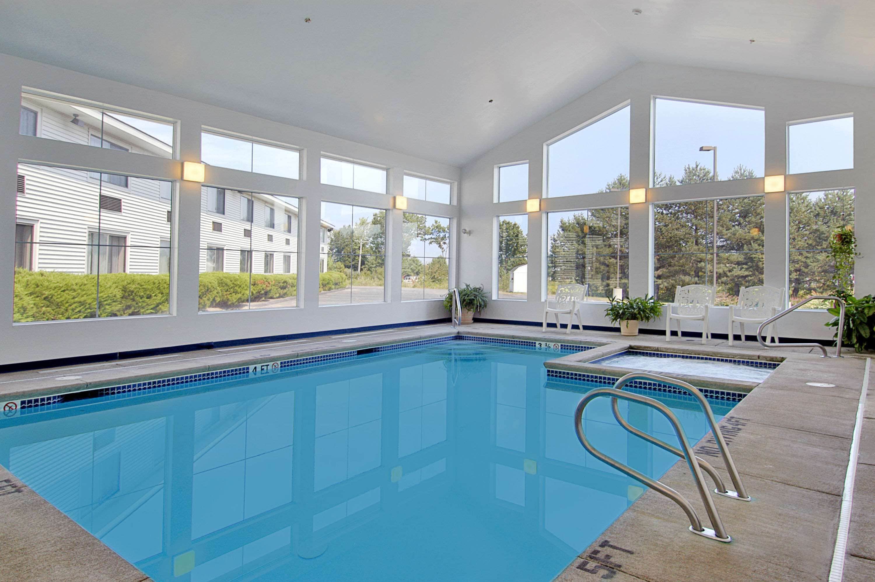 Super 8 by Wyndham Portland ME