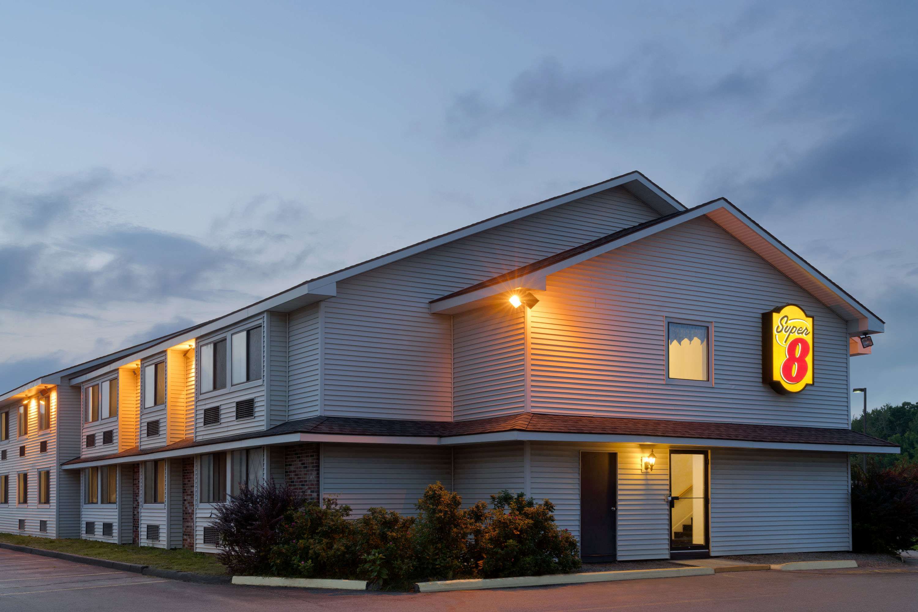 Super 8 by Wyndham Portland ME