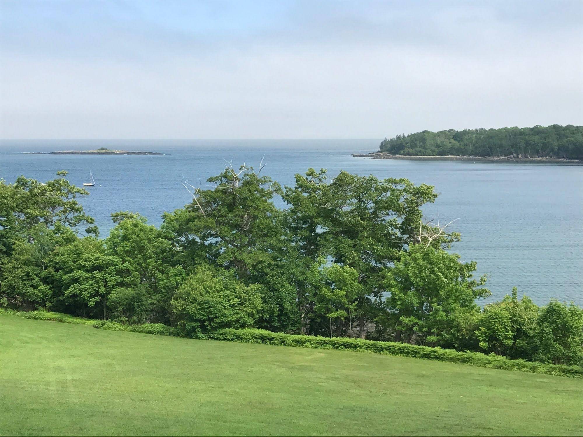 Ledges By The Bay