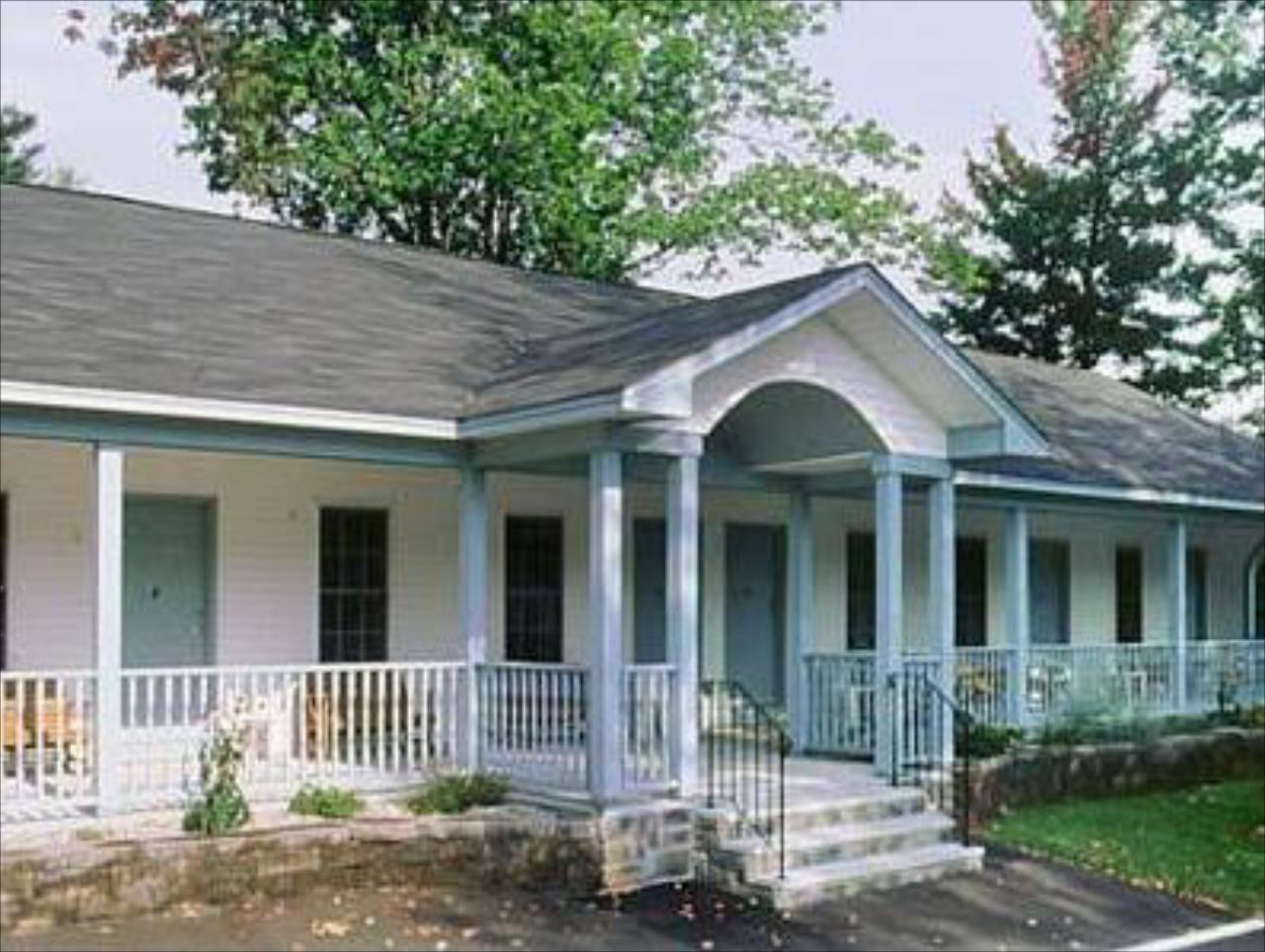 Exit 5 Motel and Cottages