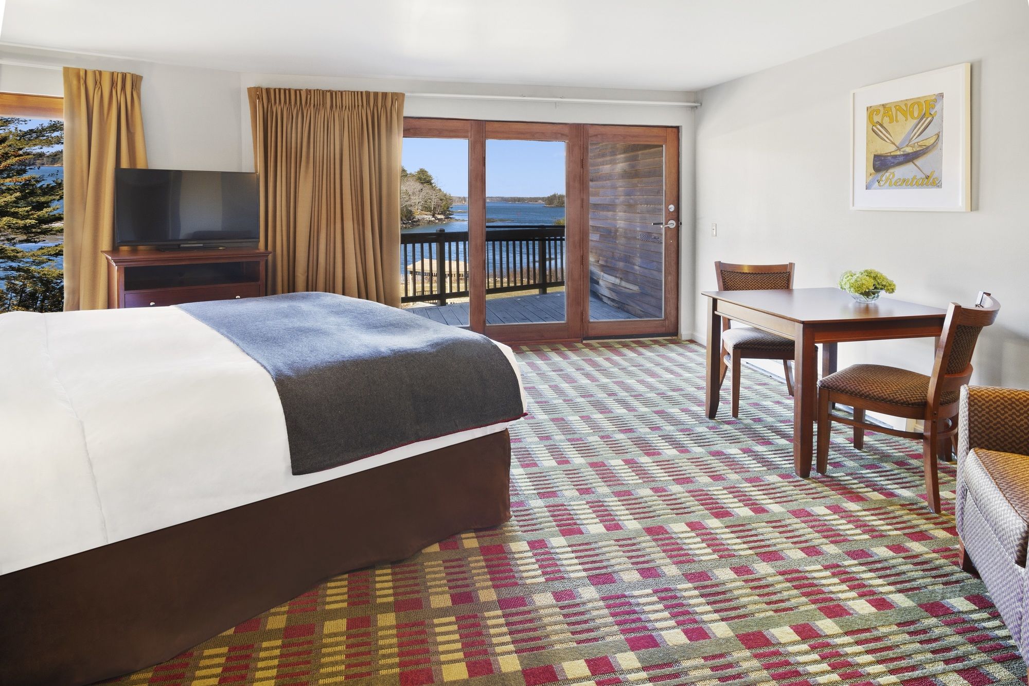 LOGE Southport