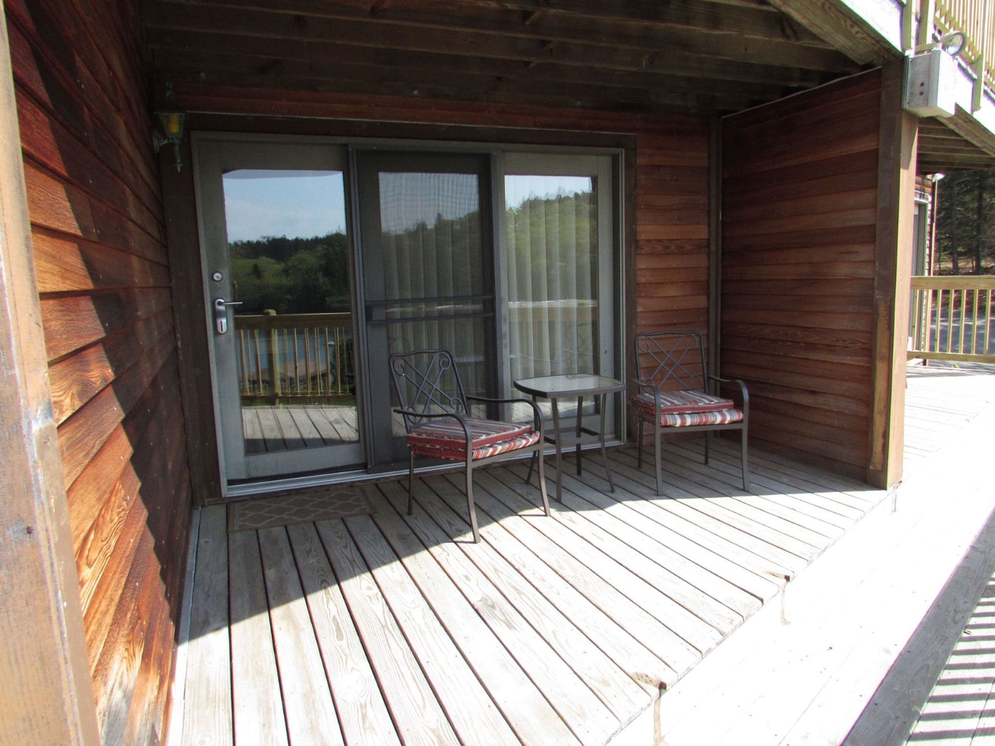 LOGE Southport