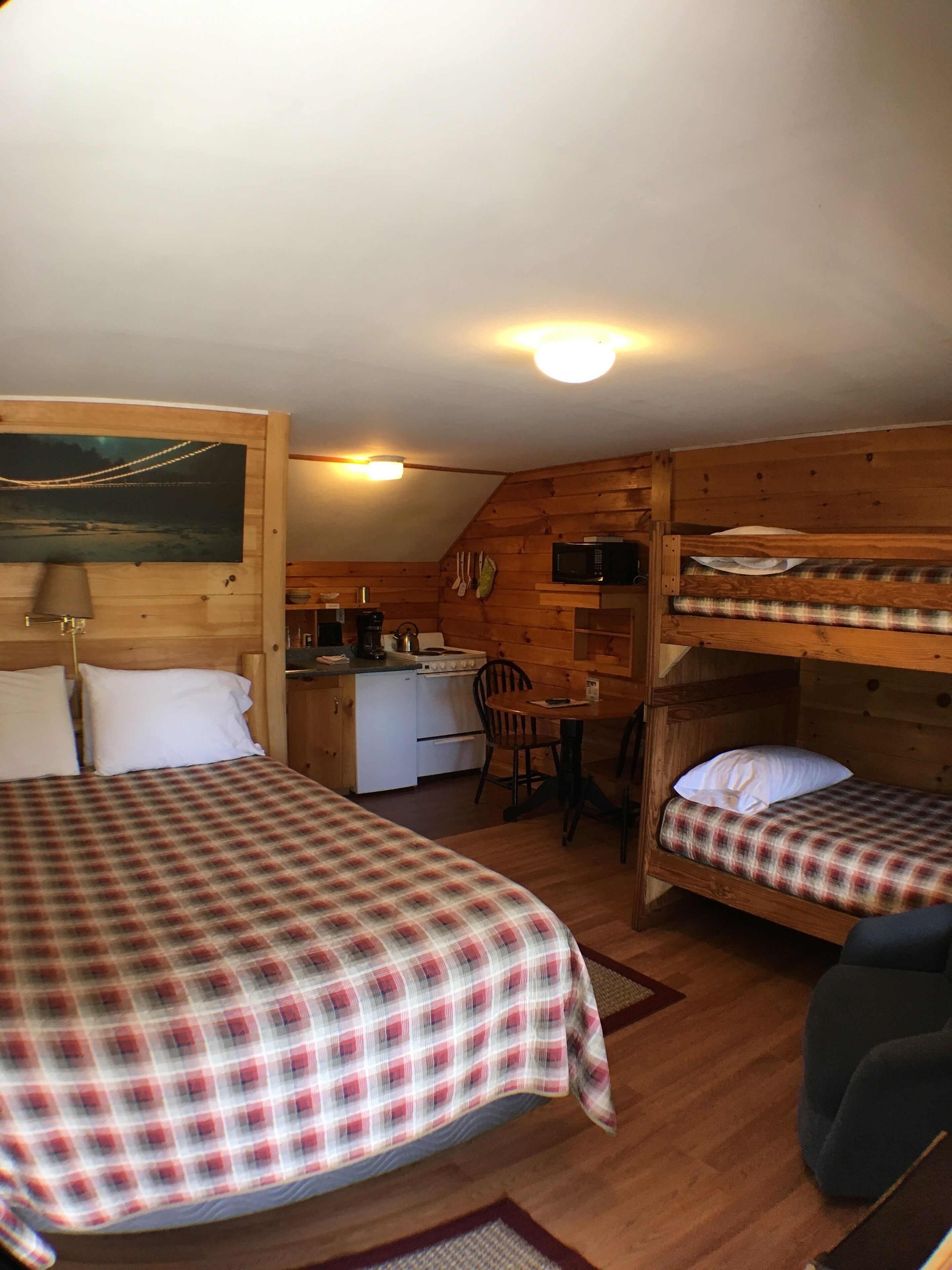 Mountain View Motel & Campground