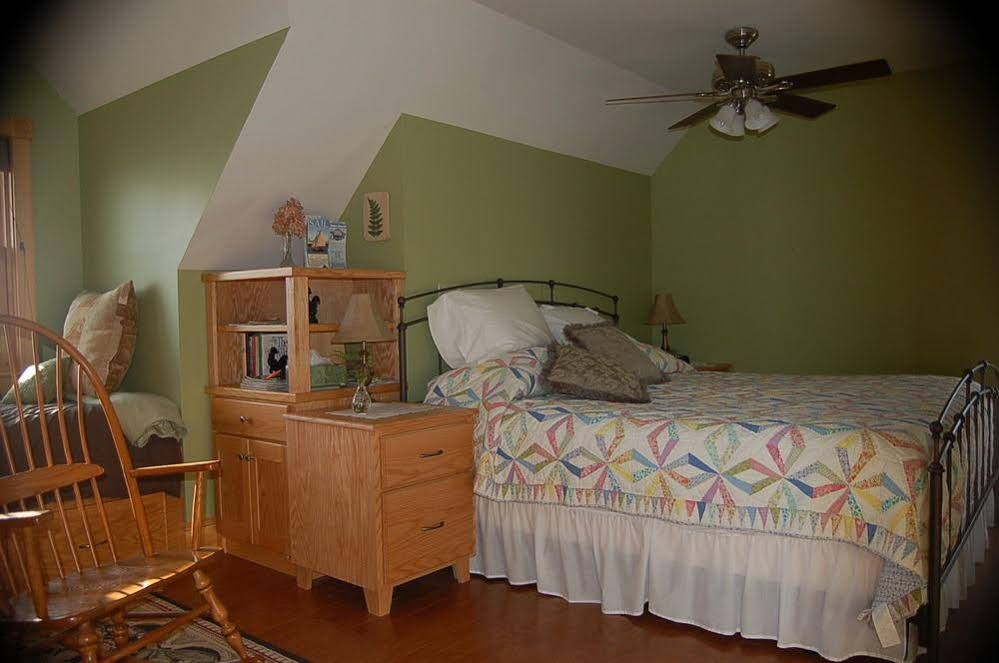 Wave Walker Bed and Breakafast