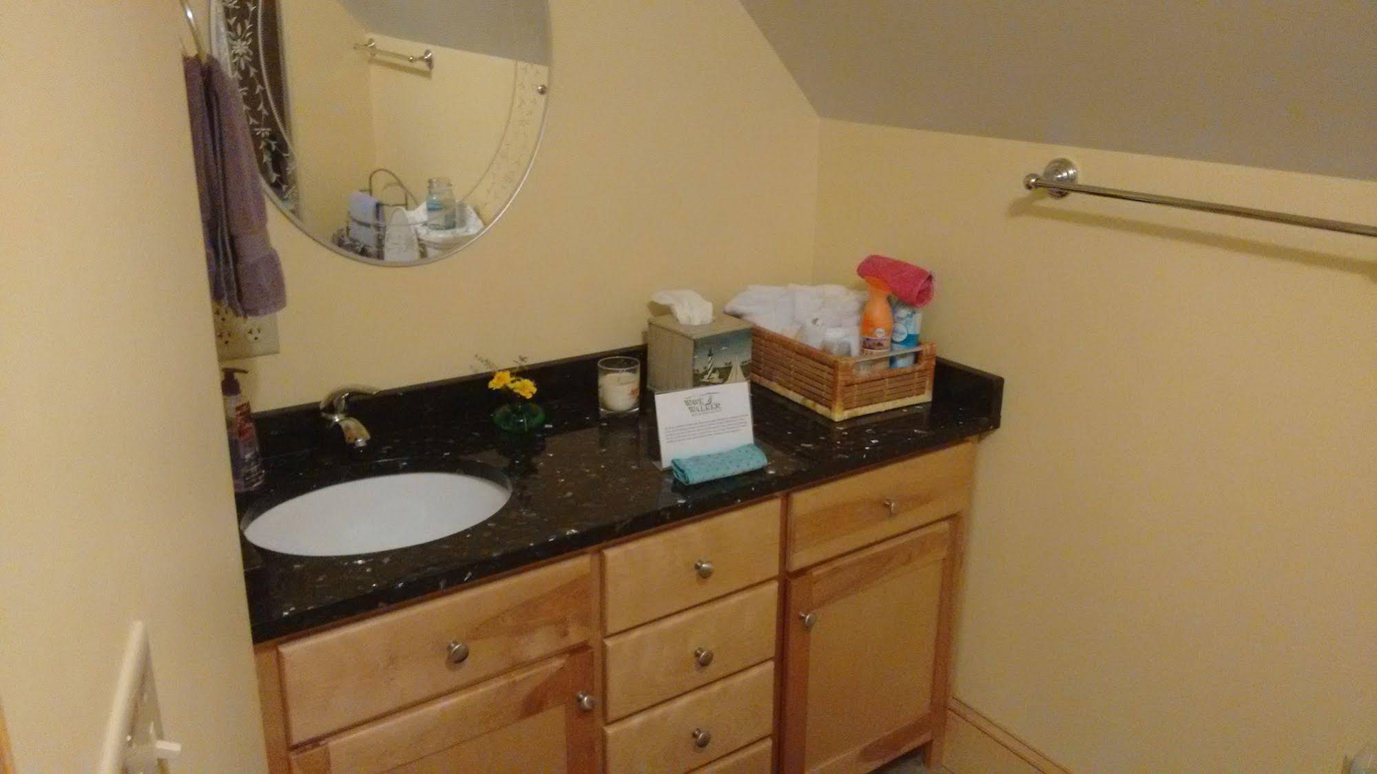 Wave Walker Bed and Breakafast