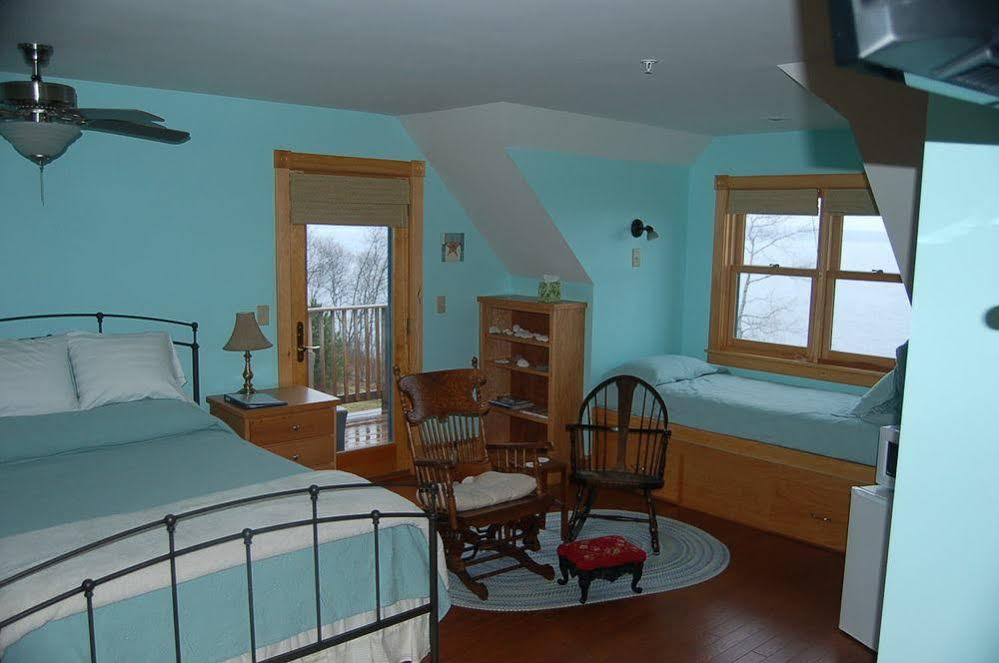 Wave Walker Bed and Breakafast