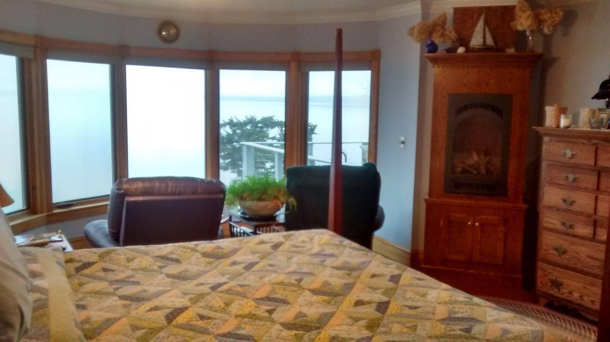 Wave Walker Bed and Breakafast