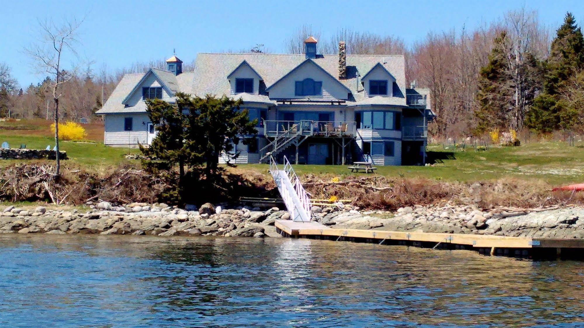 Wave Walker Bed and Breakafast