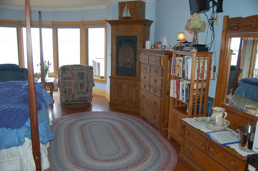 Wave Walker Bed and Breakafast