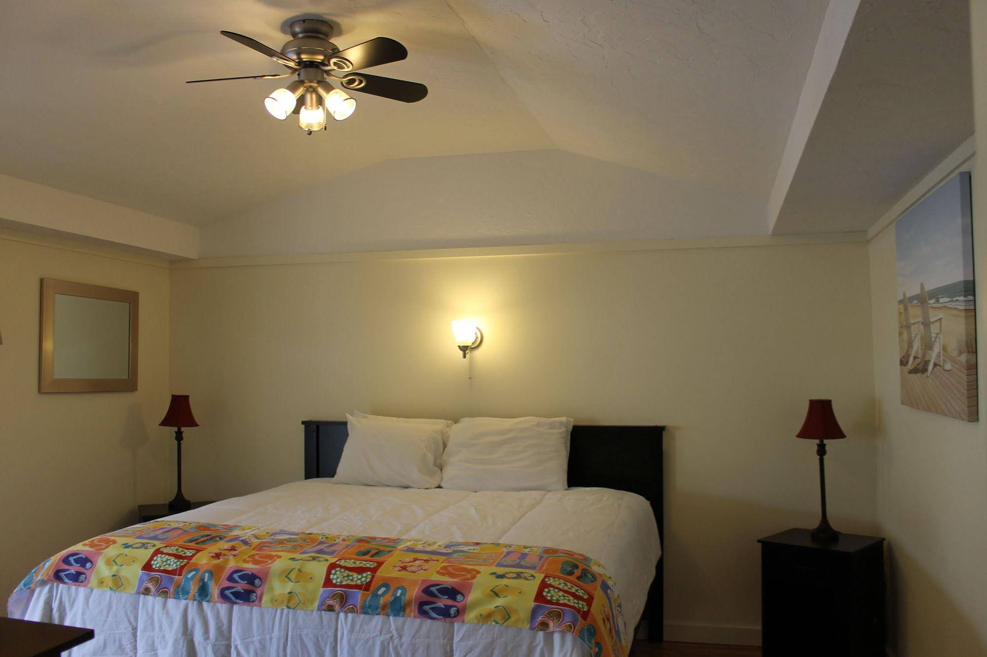 Drake's Island Resort