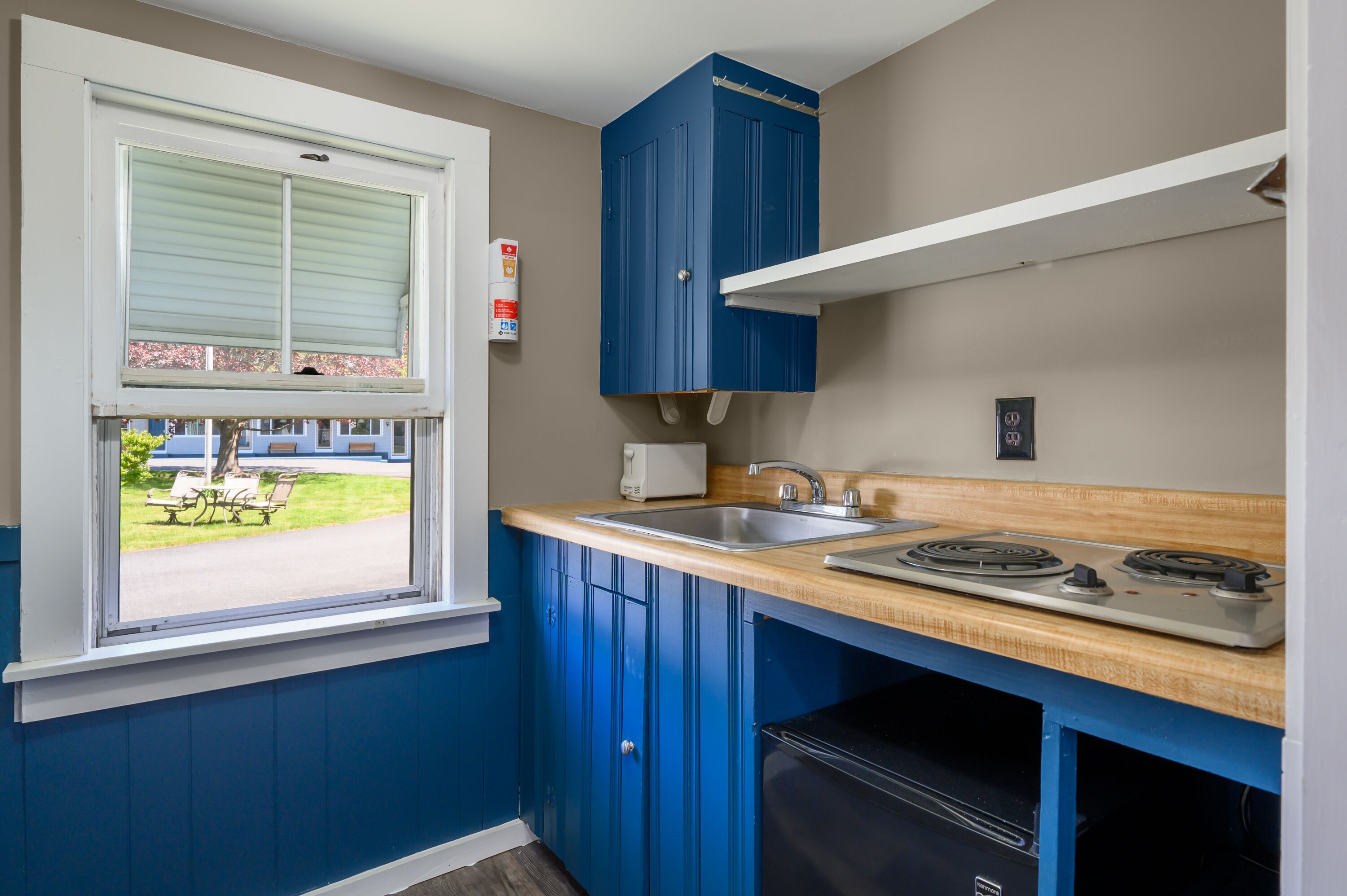 The Beaches Motel & Cottages