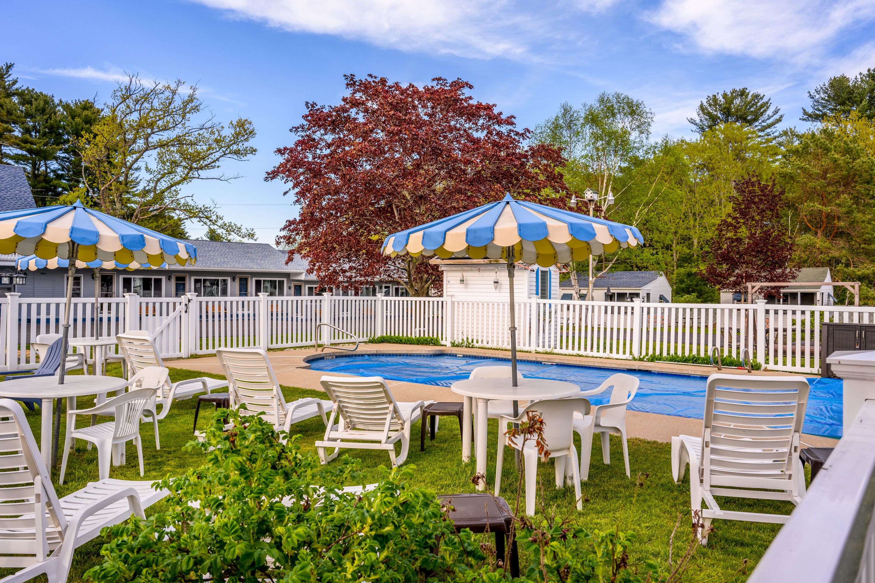 The Beaches Motel & Cottages