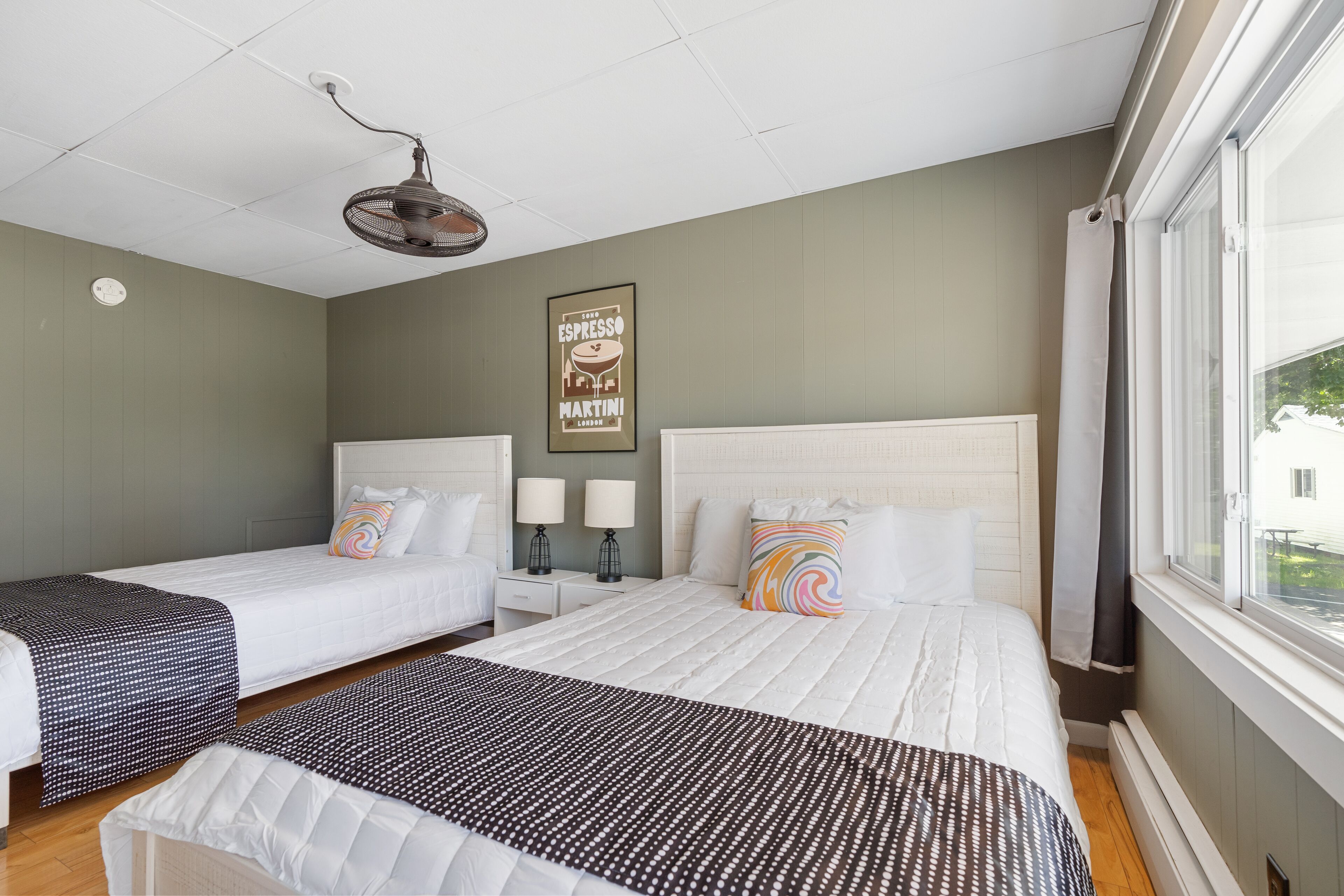 The Beaches Motel & Cottages